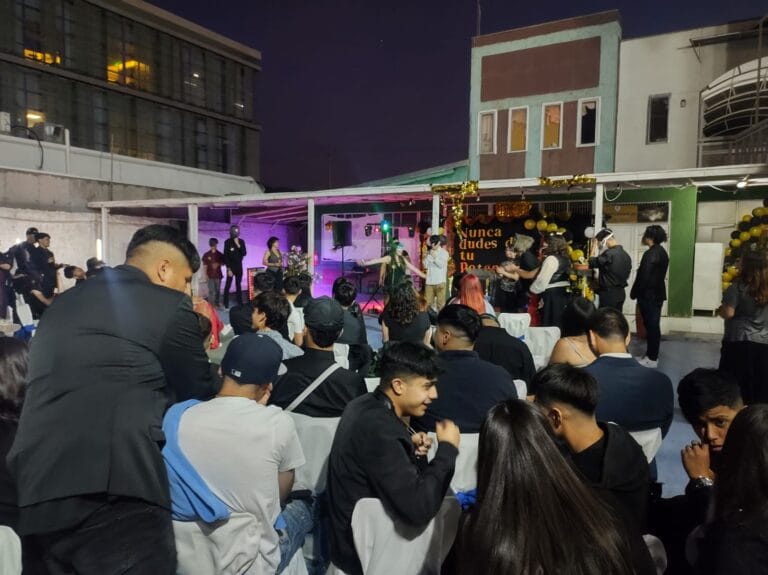 ceae74de-911e-40bb-9072-e484d7b9c020